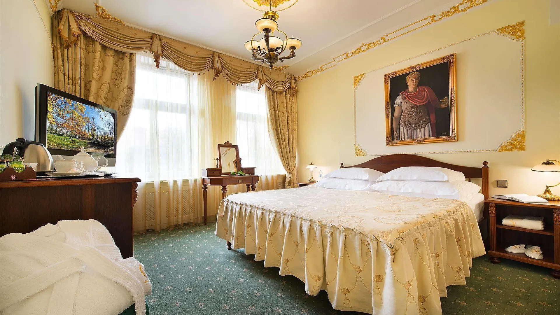 Hotel General Prag 5*,
